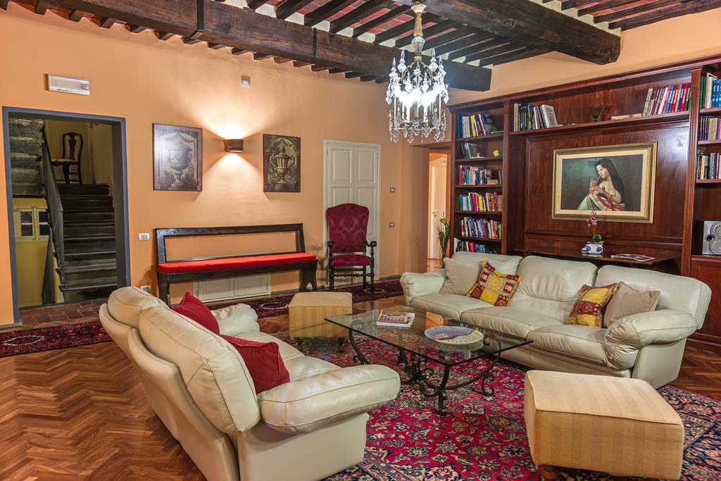 Volpi 4* Lucca