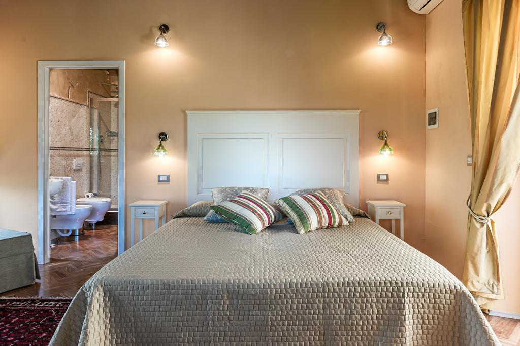 Hotel Volpi Lucca