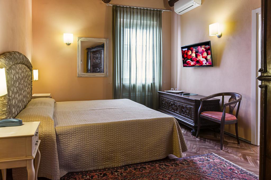 Hotel Volpi 4*