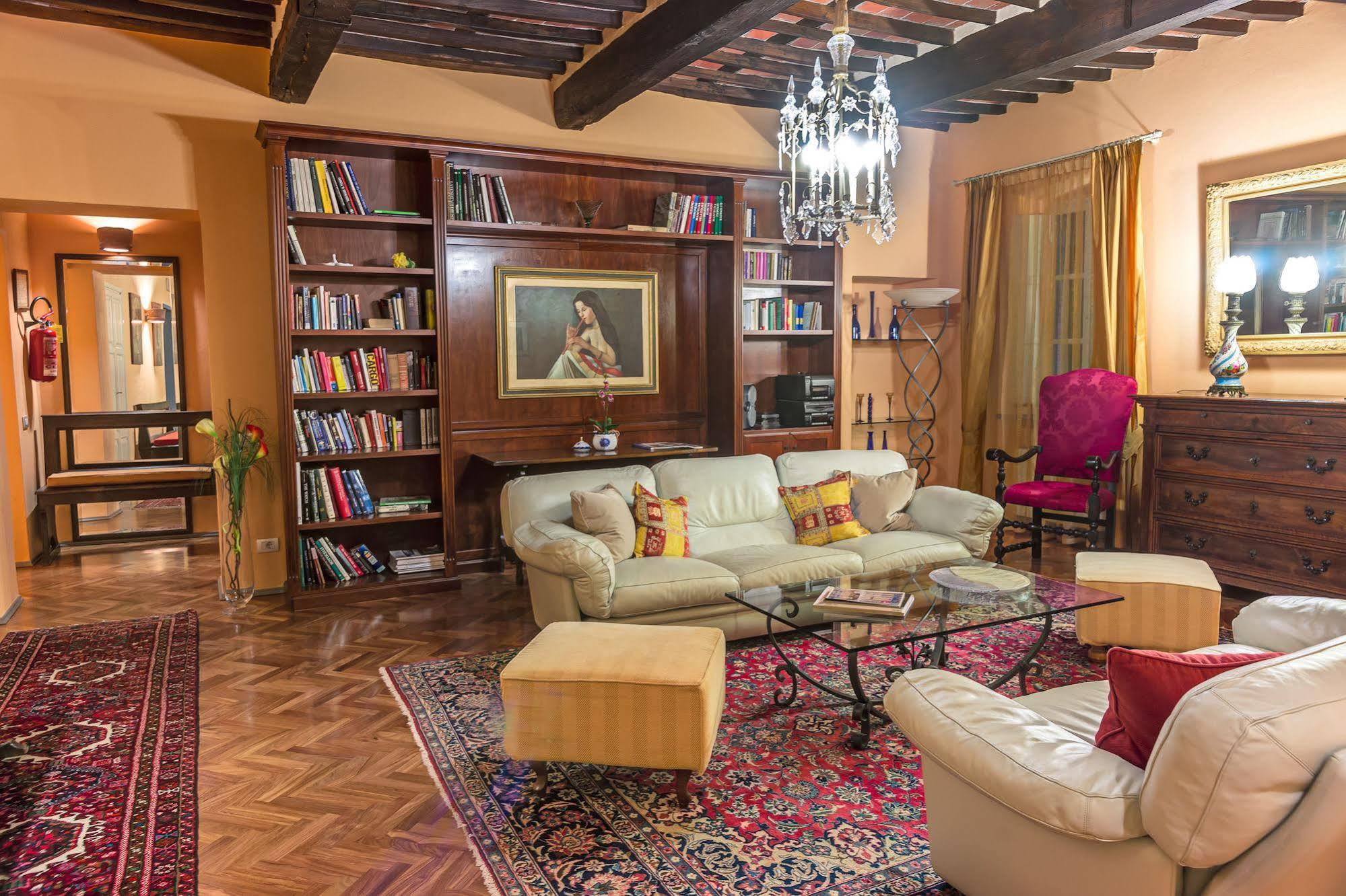 Volpi 4* Lucca