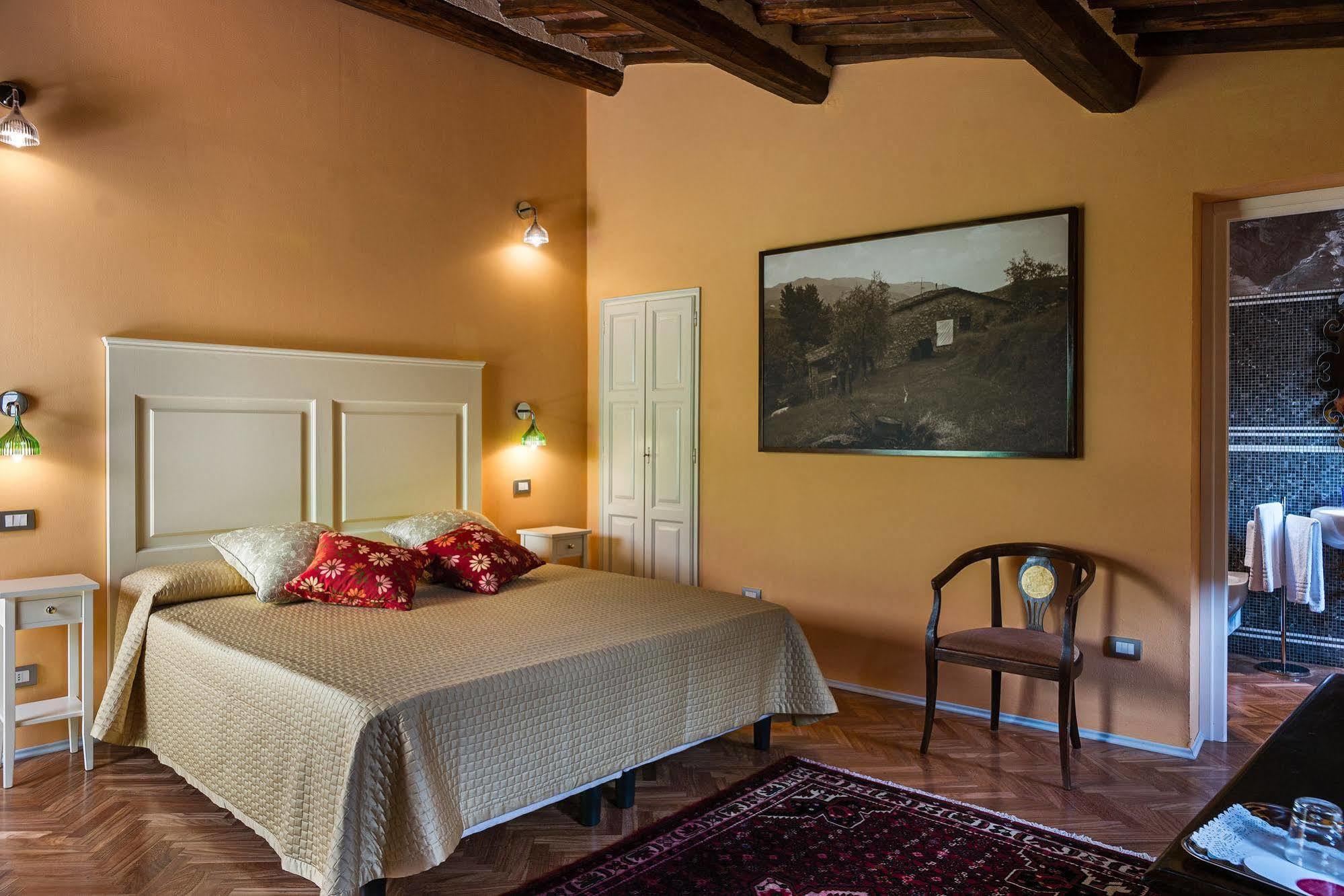 Volpi Hotel